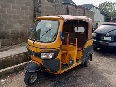 A picture of Keke maruwa buy and drive everything is working perfect