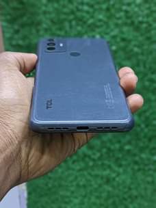 A picture of TCL GB 32