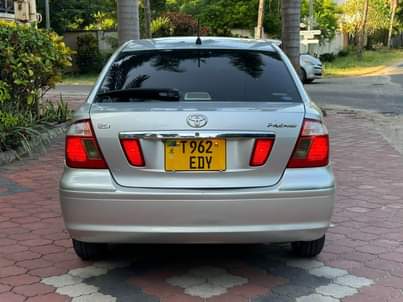 A picture of TOYOTA PREMIO 