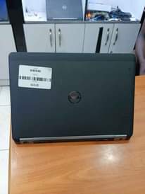 A picture of DELL 7280 LATITUDE