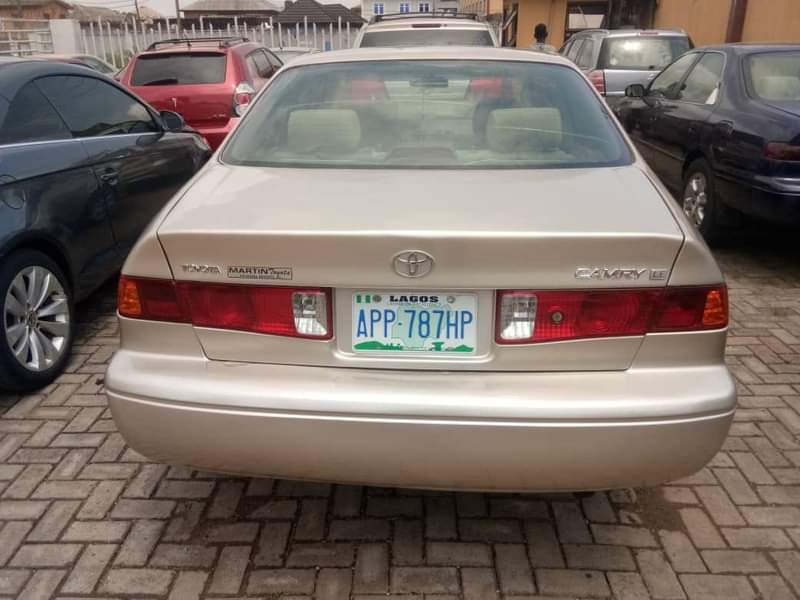 A picture of Toks standard Extremely Clean 2002 camry LE Buy and drive