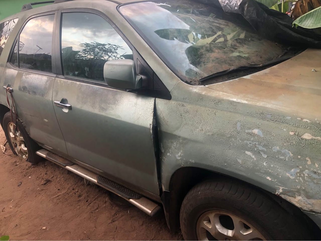 A picture of Acura MDX scrap condition