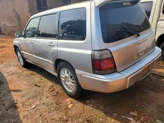 A picture of 2001 Subaru foresta 10 10