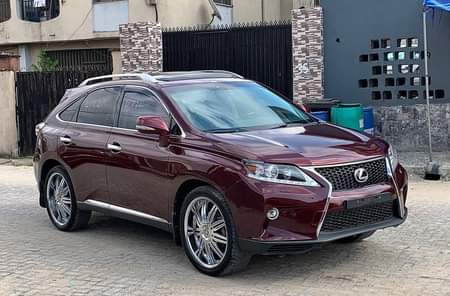 A picture of Lexus Rx 350 fsports model 2015 22 million negotiable port