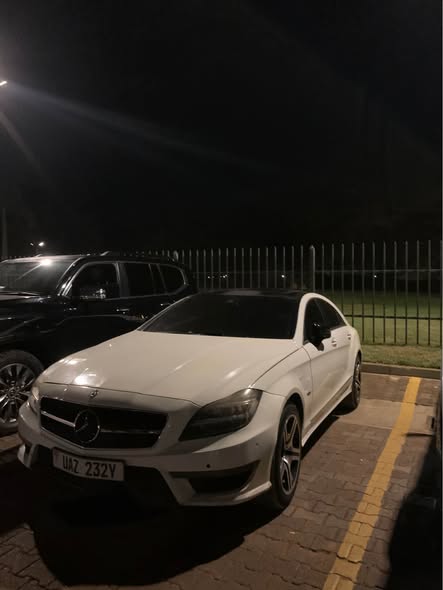 A picture of Mercedes Benz