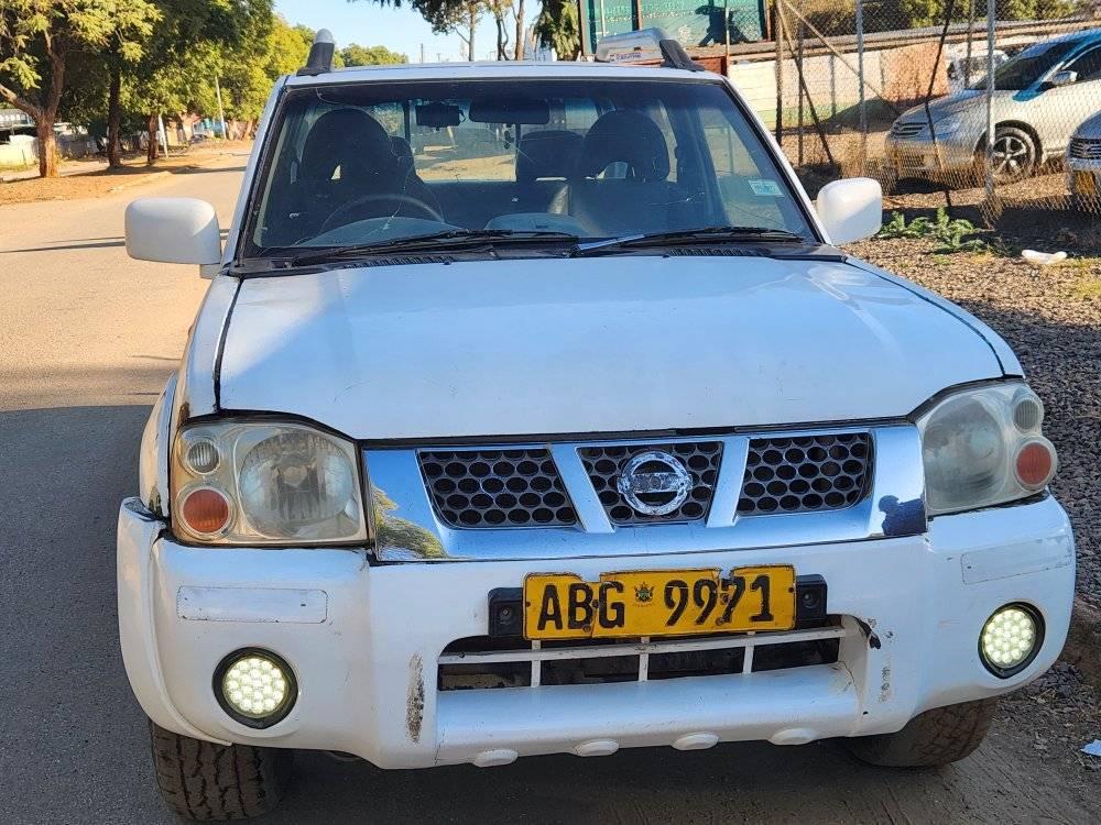 classifieds/cars nissan