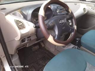 A picture of Nissan Almera Tino
