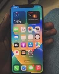 A picture of IPHONE XS MAX