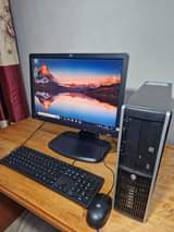 A picture of Hp desktop Computer