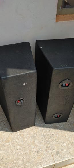 A picture of Speakers