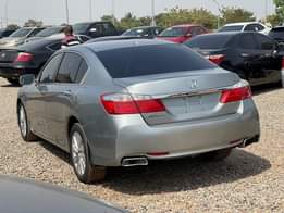 A picture of Beautifully Nealty carefully Used 2015 Honda Accord keyless entry double