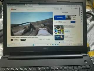 A picture of DELL INSPIRON 15