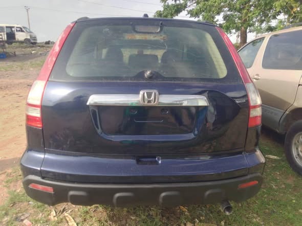 A picture of CR V 08 MODEL FIRST BODY