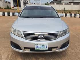 A picture of Kia Optima 2010 model 4 sale Clean body and interior