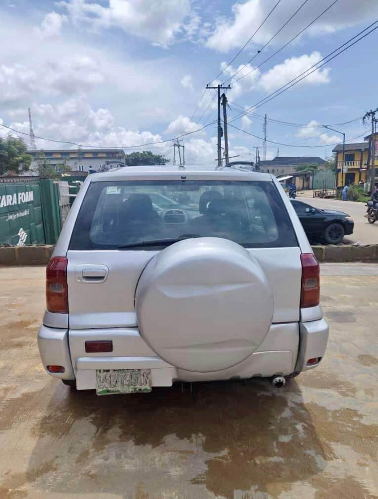 A picture of Toyota Rav 4