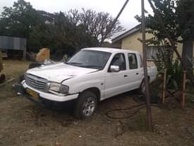 mazda b2500