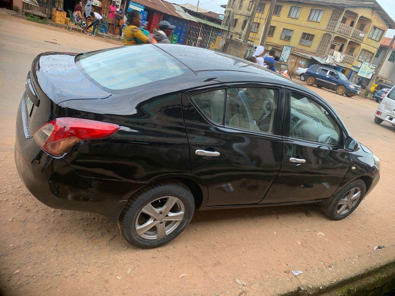 A picture of Nissan car FORSALE Price 3.5m Defect Ac isnt working Location