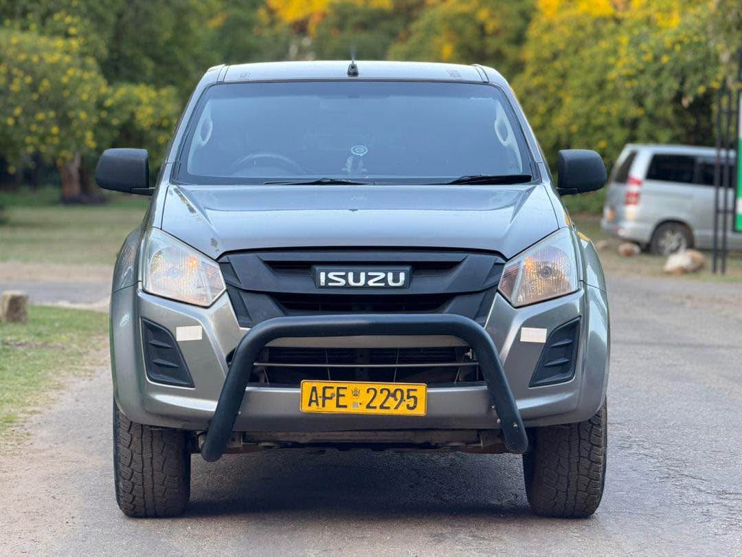 classifieds/cars isuzu