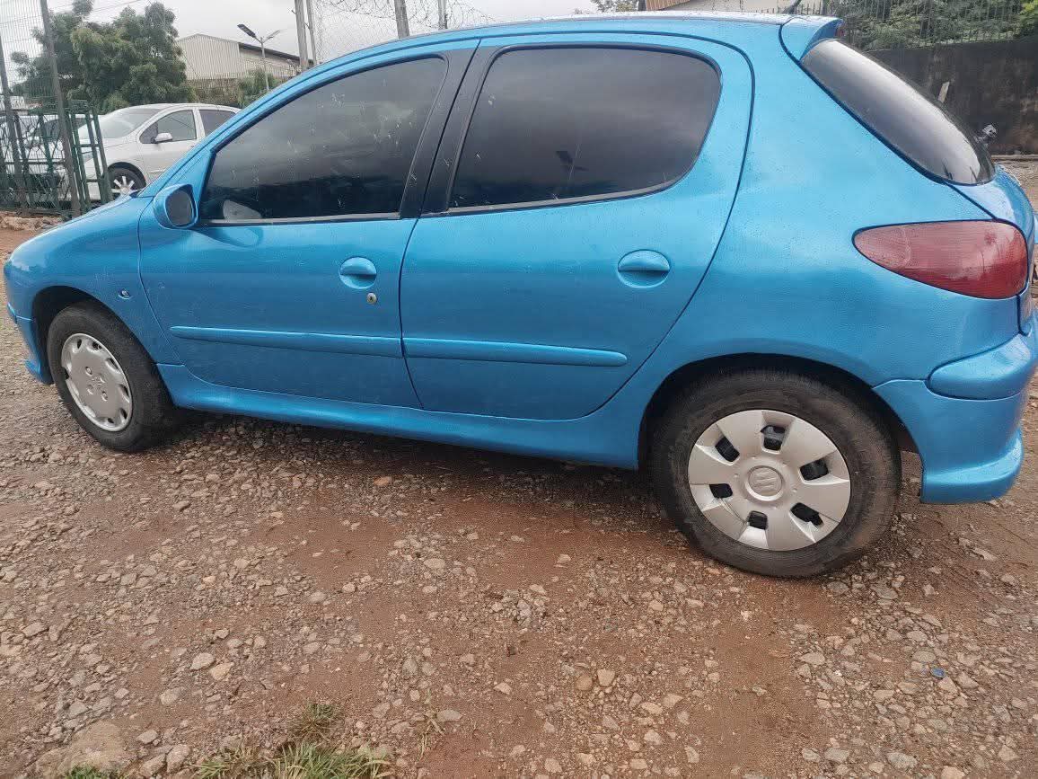 A picture of 2004 2004 2004