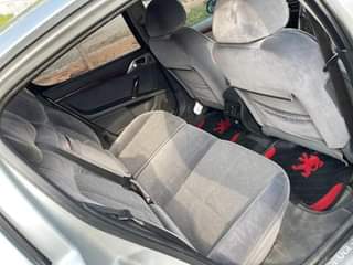 A picture of PEUGEOT 407