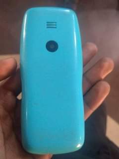 A picture of Button phone Greenberri