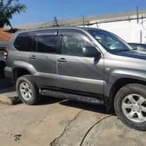 A picture of 2006 TOYOTA Prado