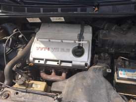 A picture of Sharp Toyota Sienna 2006 model Engine and Gear purely untouched