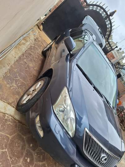 A picture of Lexus Rx 350 2010 available dm 07081155650