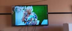 A picture of 32 inches brand new SKYLIGHT digital TV on the sale