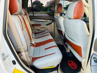 A picture of LAND CRUISER PRADO TX 120