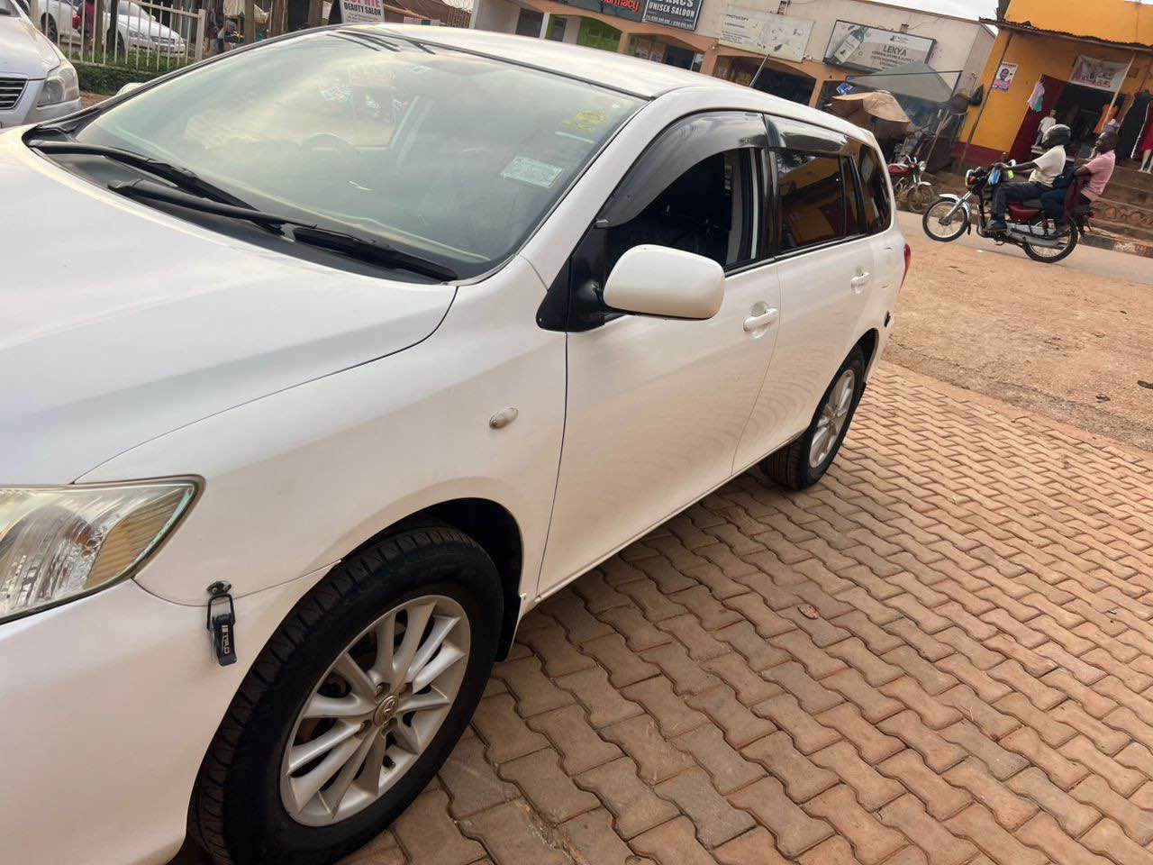 A picture of Toyota fielder 2008 model 24m 0771331553