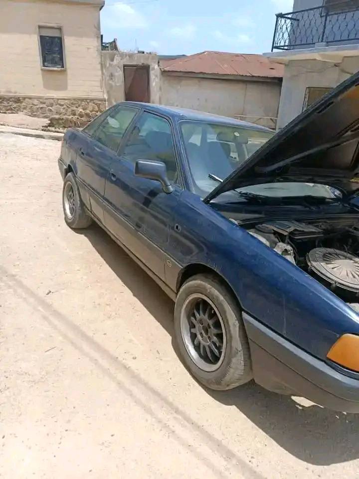 A picture of Nigeria used Audi 80