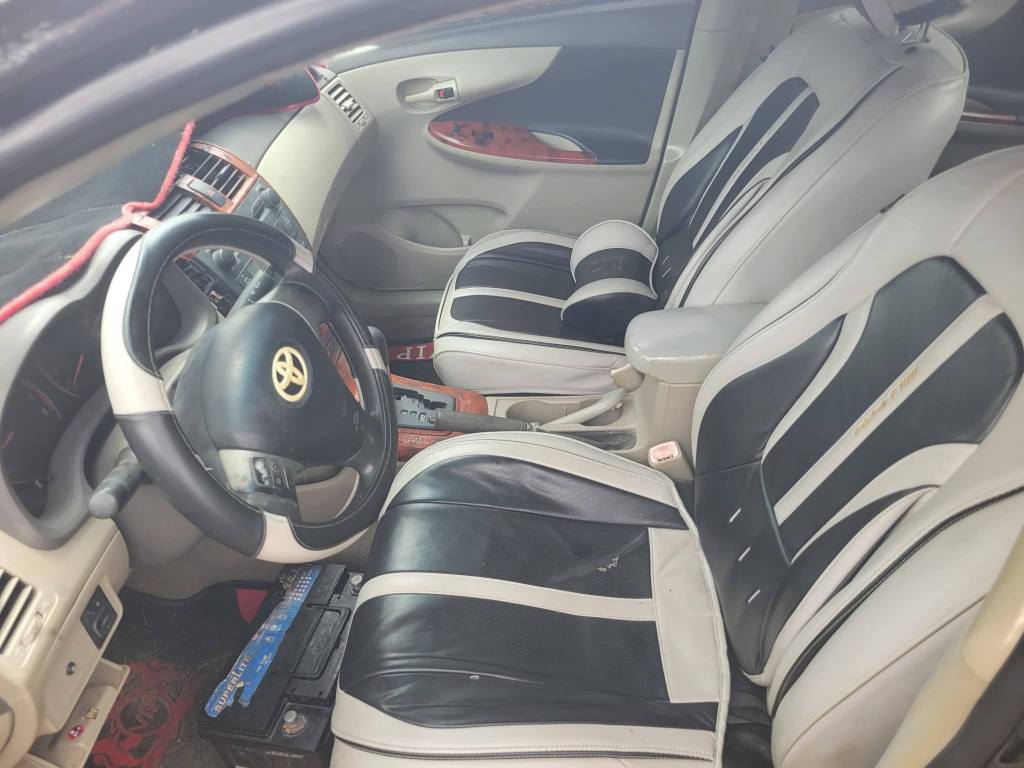 A picture of Toyota corolla 2009 model