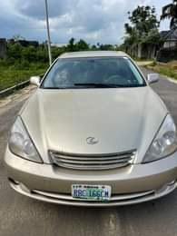 A picture of 2004 Es330 Lexus nothing to fix Engine is very sound