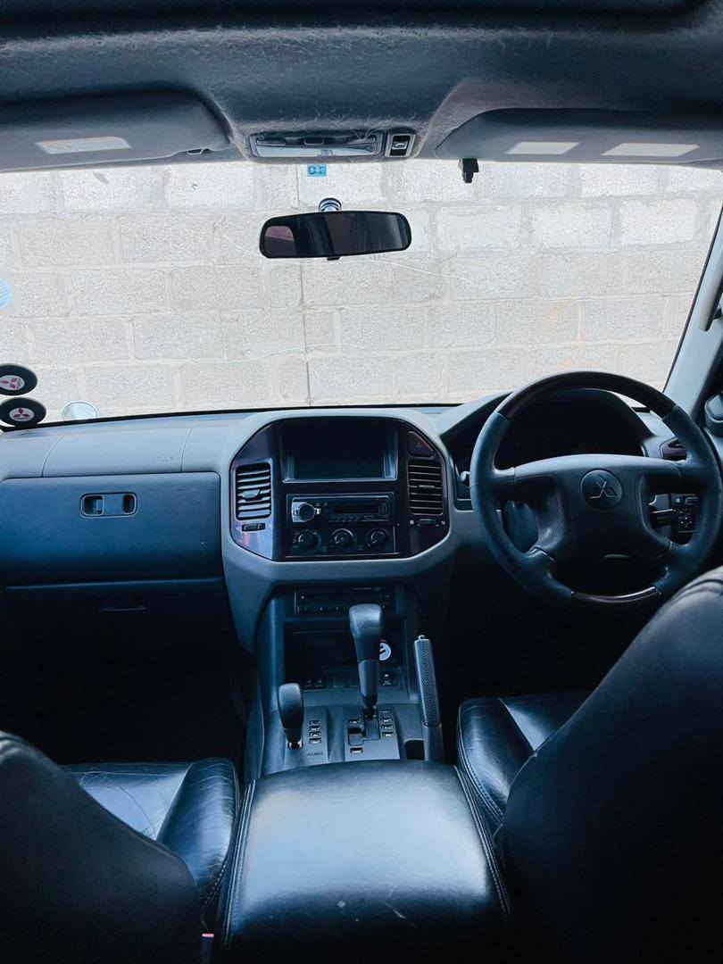 used mitsubishi pajero