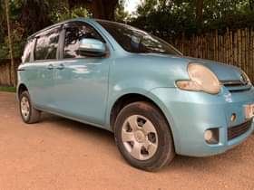A picture of Toyota SIENTA Model 2008 4X4 Engine 1NZ special 1.5cc Price