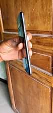 A picture of Samsung note 9