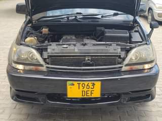 A picture of TOYOTA HARRIER 0659297929