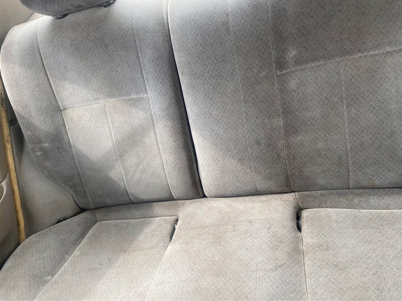 A picture of Toyota corrolla 2000