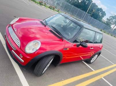 A picture of 2004 Cooper 2004 Automatic