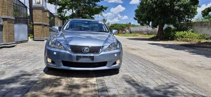 lexus