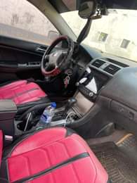 A picture of Clean and sharp 2006 Honda DC clean first body Tokunbo