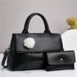 A picture of Lady handbags