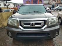 A picture of Honda pilot 2009