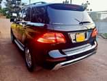 A picture of ML 350 BlueTech 2014 Price 85Millions CVT gearbox Blind Spots