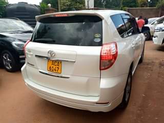 A picture of TOYOTA VANGUARD 2009 MODEL