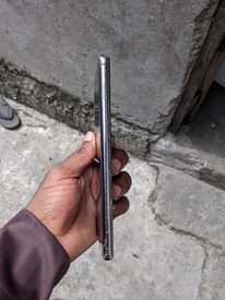 A picture of Samsung s10 plus