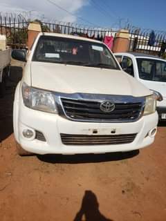 used toyota hilux