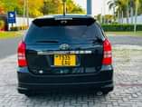 A picture of Toyota Wish 2003