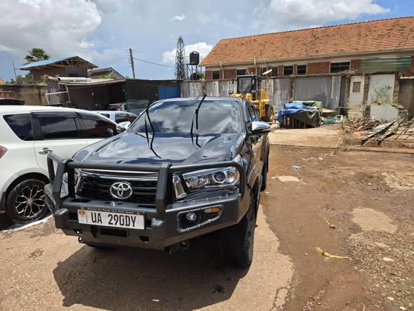 A picture of Toyota Hilux for sale Q